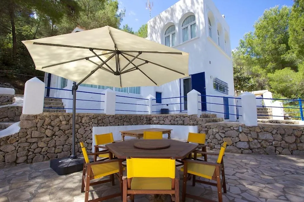 Finca Victoria Eu - A Lovely Ibiza Villa In The Hills Can Furnet
